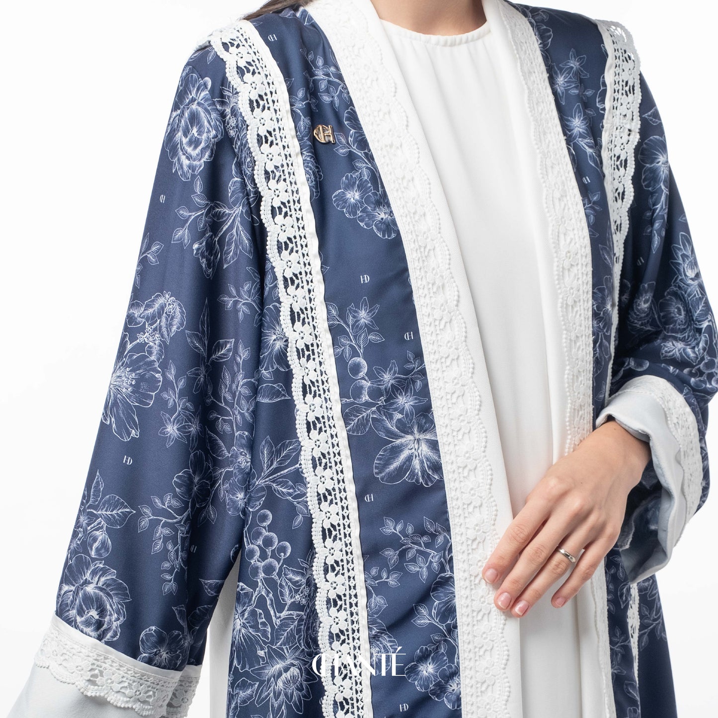 Chanté - Aaminah Outer in Blue