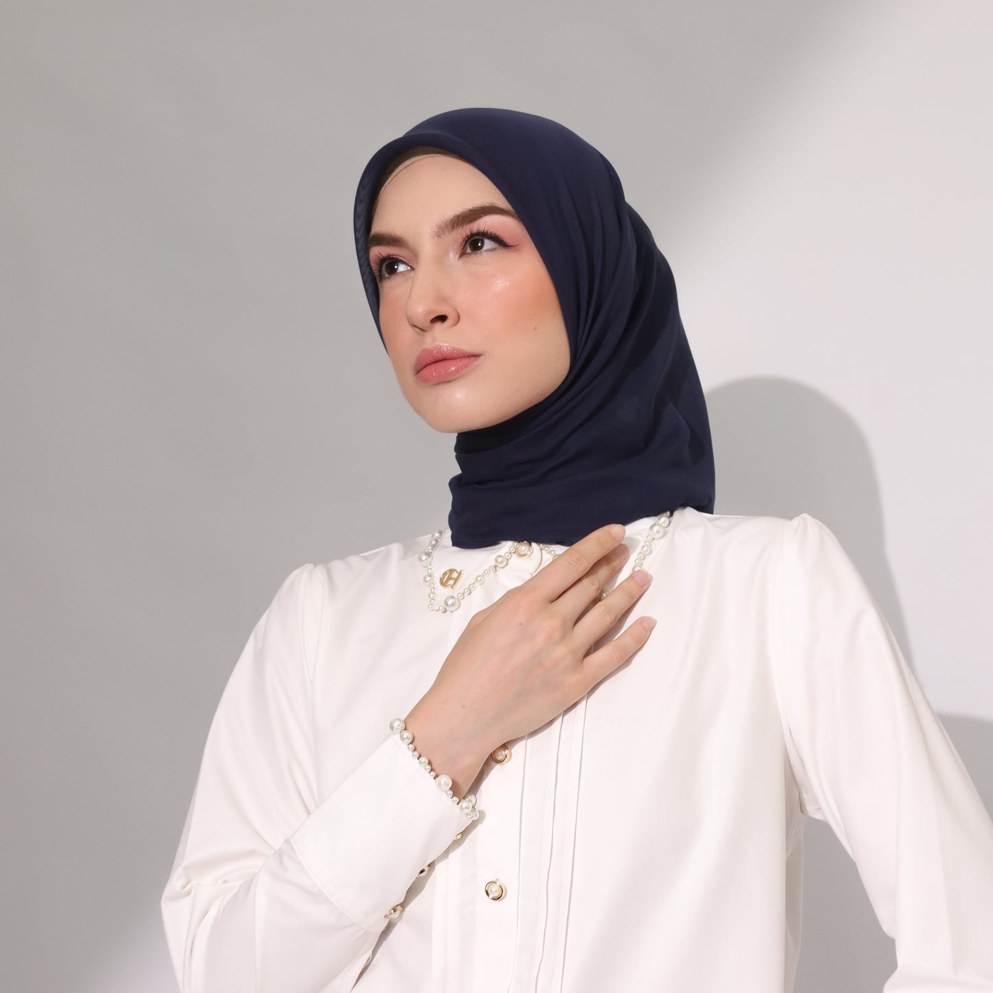 Chanté - Evalia Plain Scarf