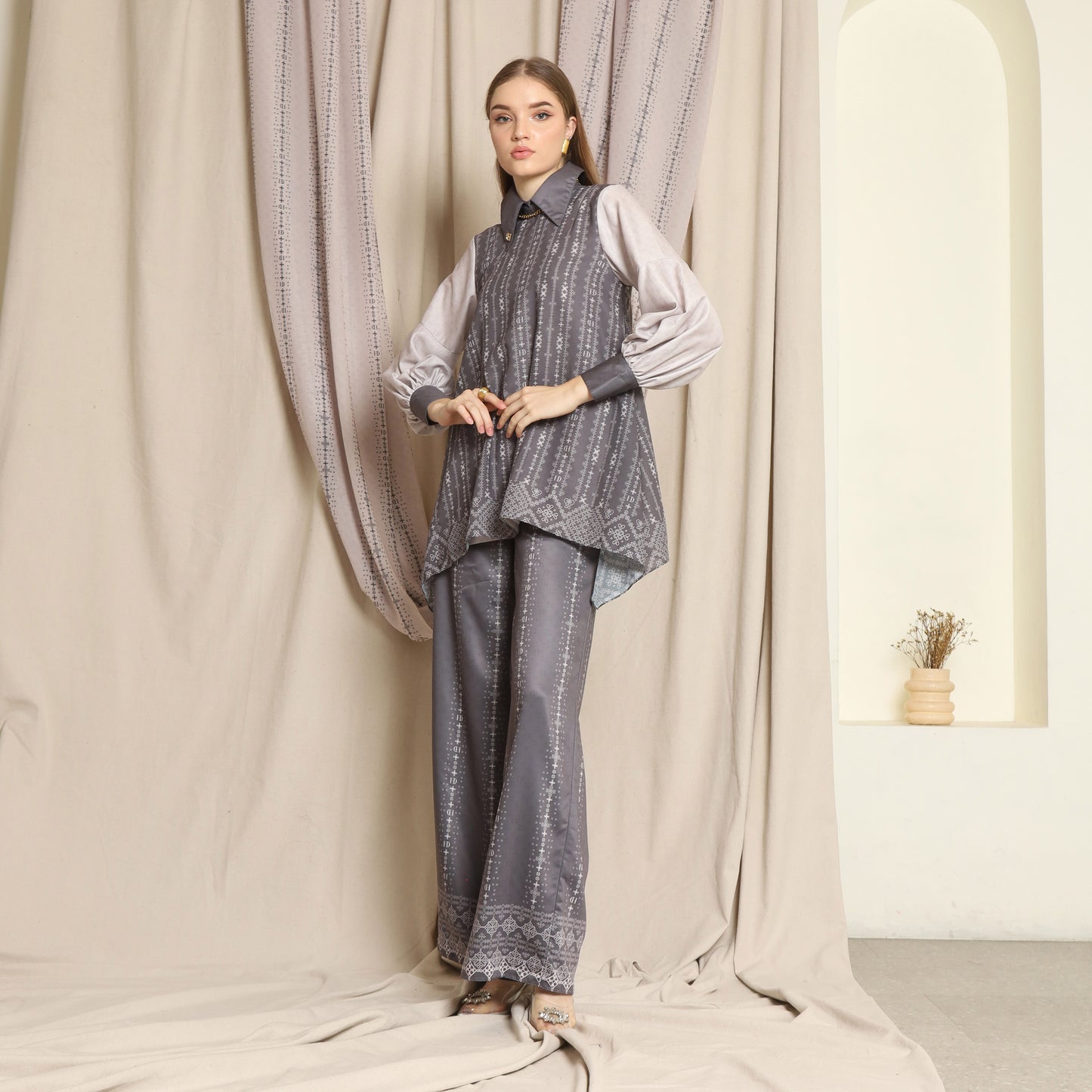 Chanté - Kaira Blouse in Charcoal