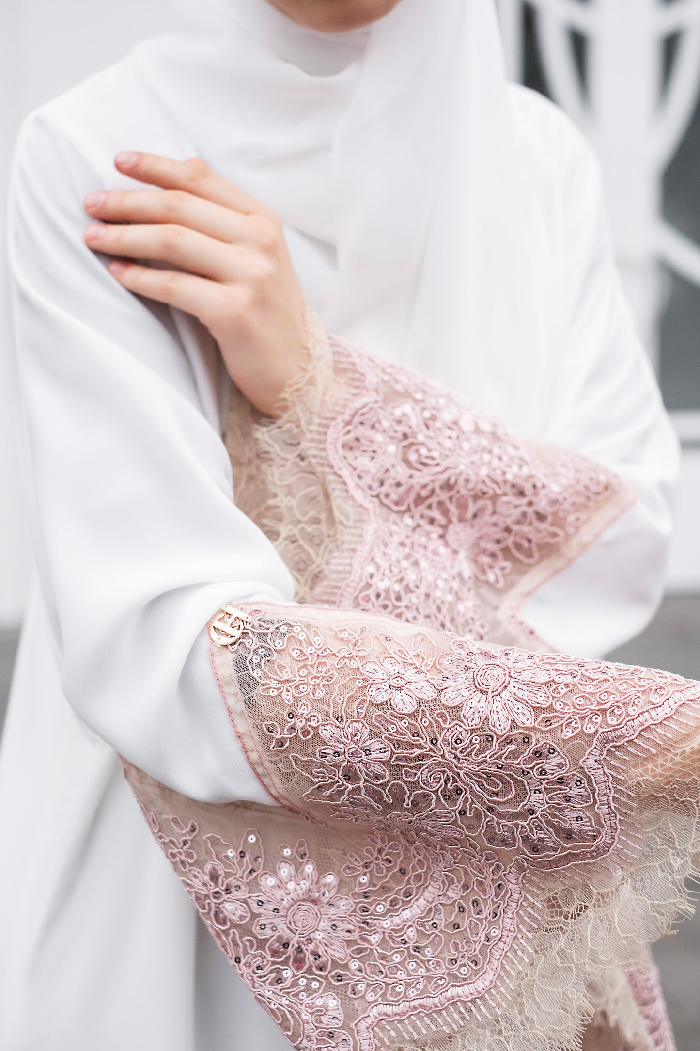 Chanté - Hania Abaya Set in Off White