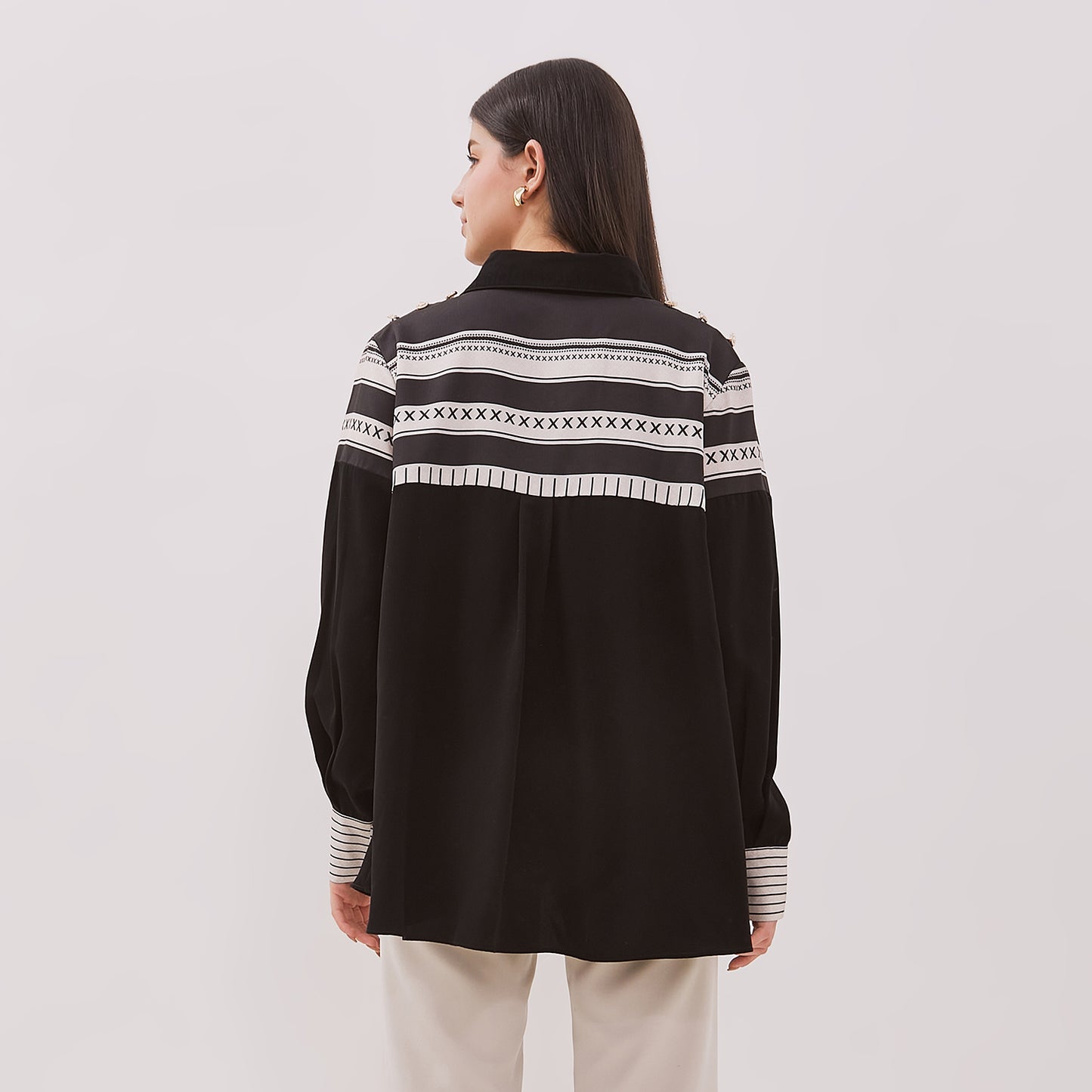 Chanté - Galla Shirt in Black
