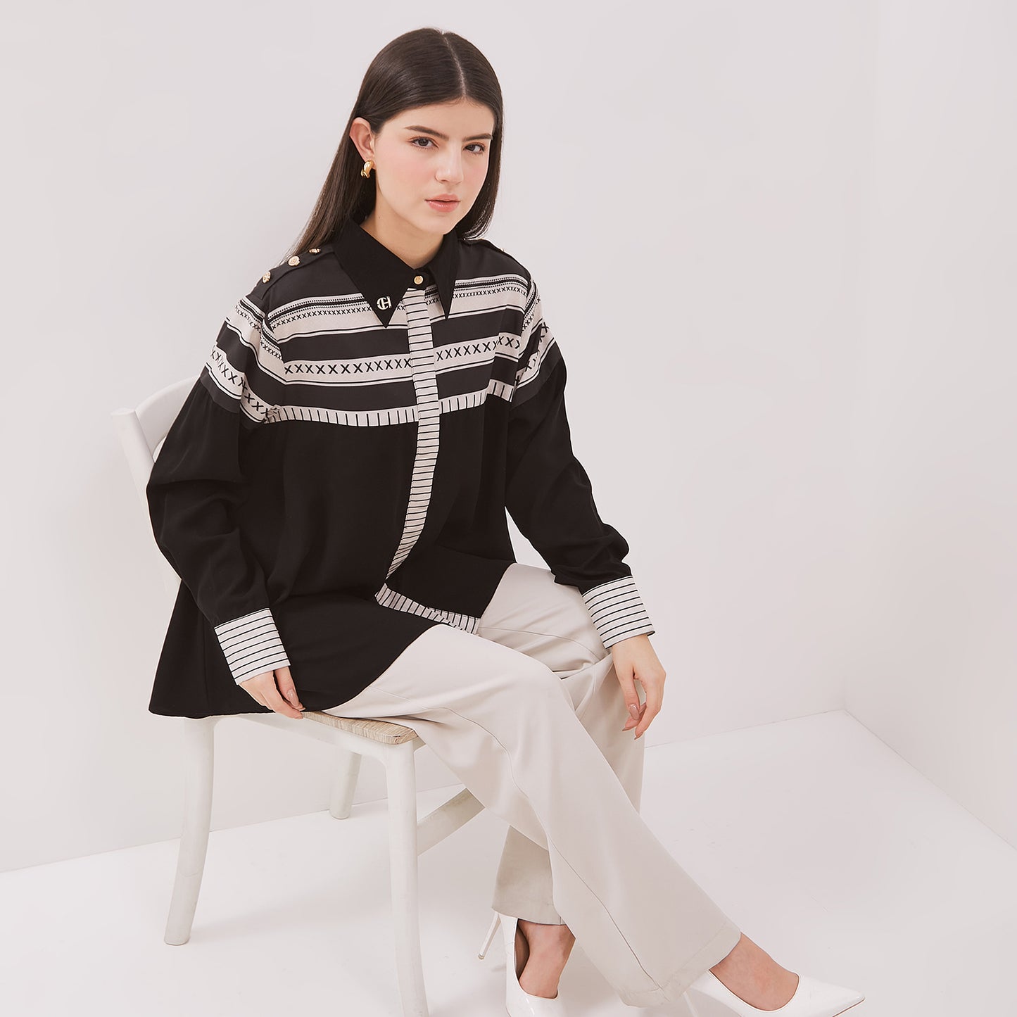 Chanté - Galla Shirt in Black