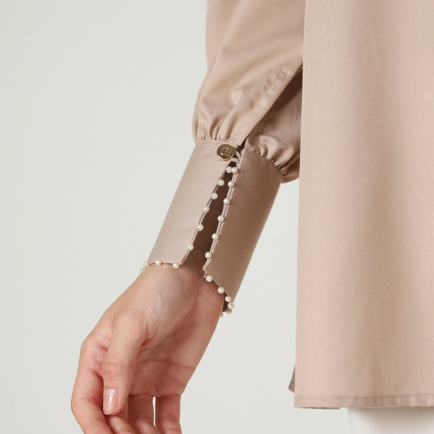 Chanté - Isela Shirt in Beige