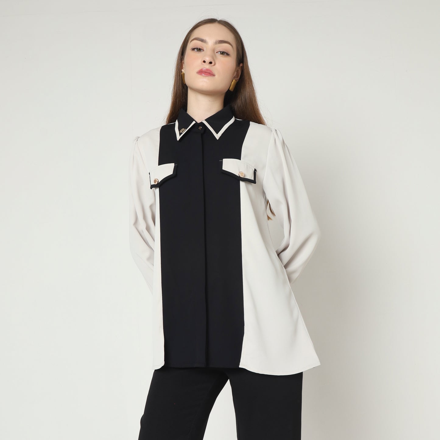 Chanté - Herina Shirt in Oat Black