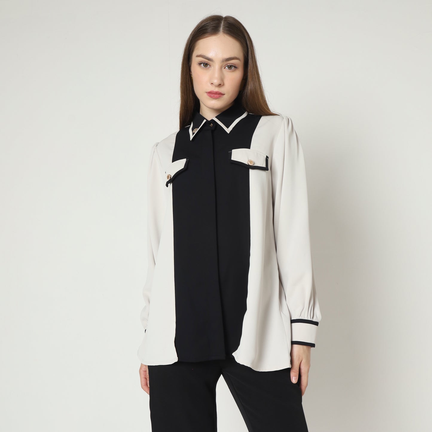 Chanté - Herina Shirt in Oat Black