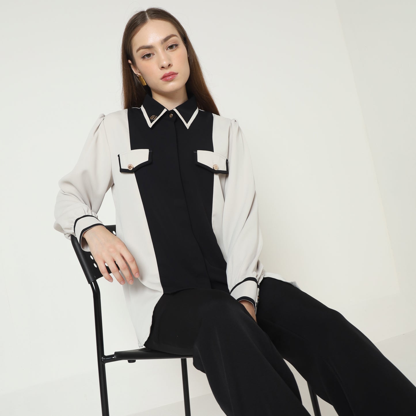 Chanté - Herina Shirt in Oat Black