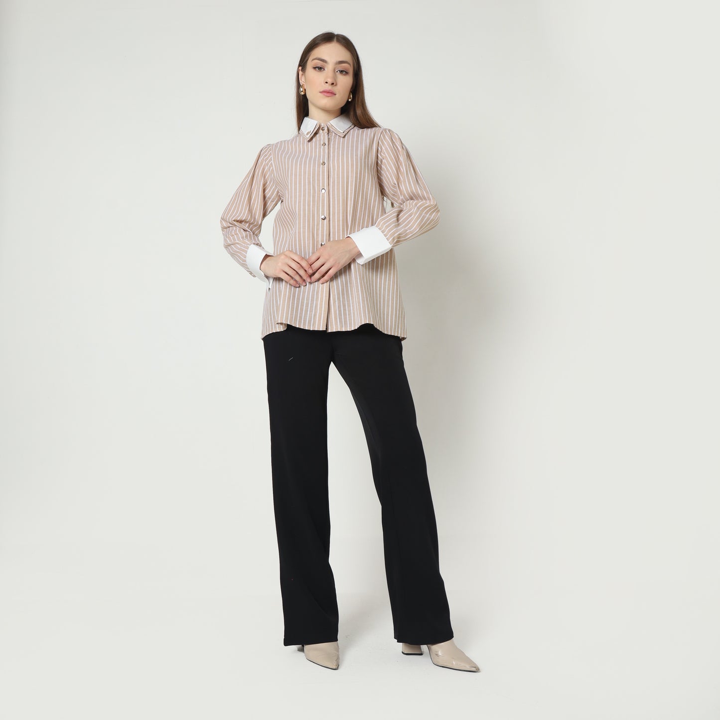 Chanté - Nuna Shirt in Sand