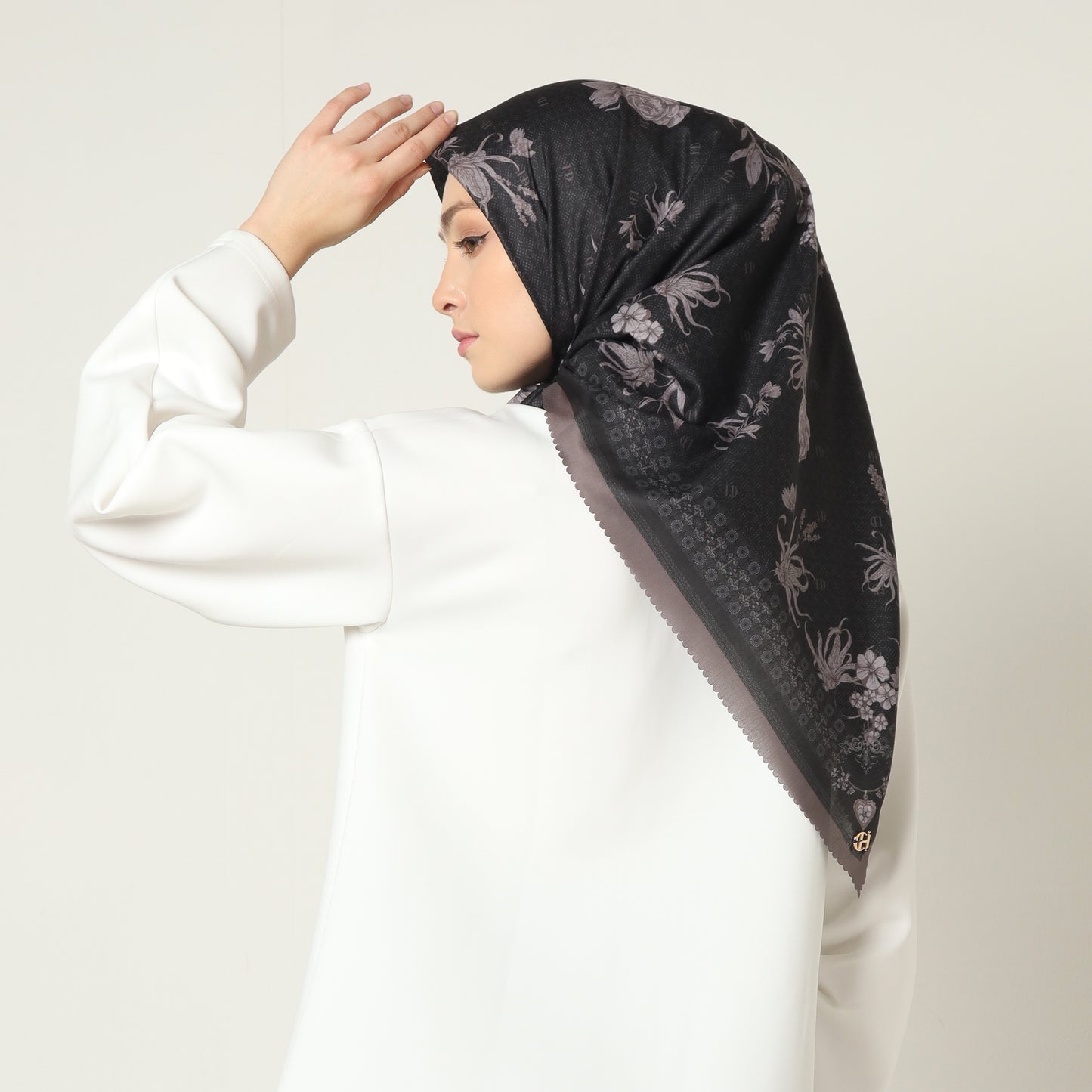 Chanté - Alina Scarf