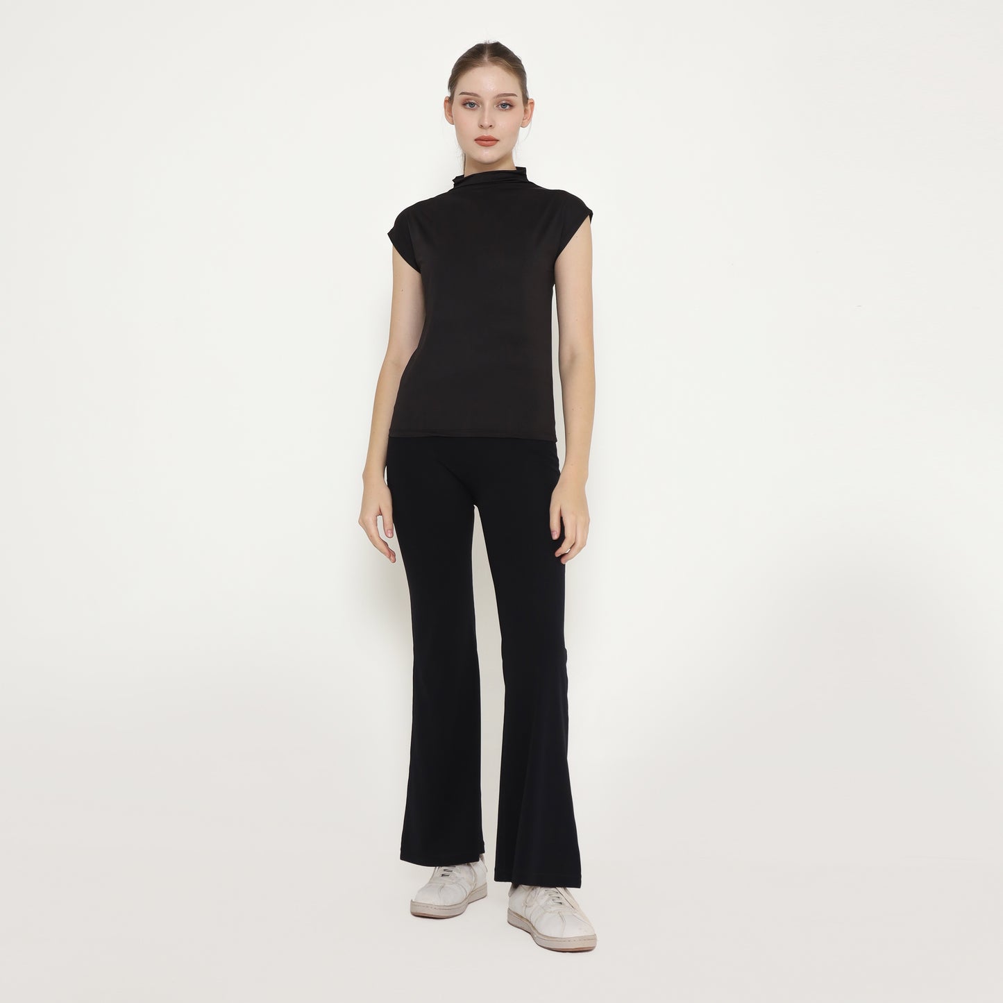 Chanté - Odessa Short Inner Blouse in Black