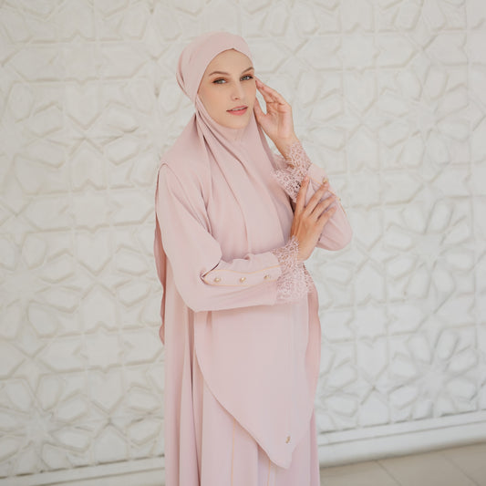 Chanté - Oksana Abaya Set in Nude Pink