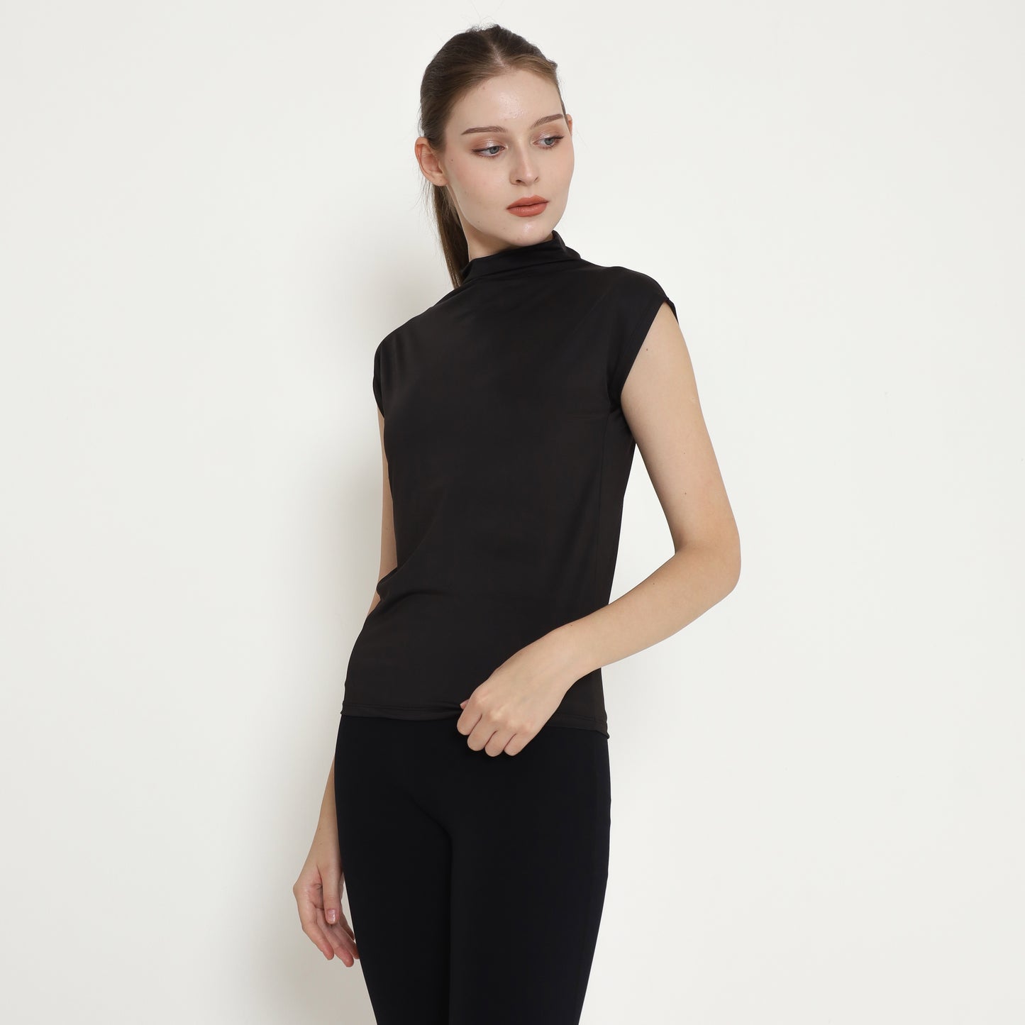 Chanté - Odessa Short Inner Blouse in Black