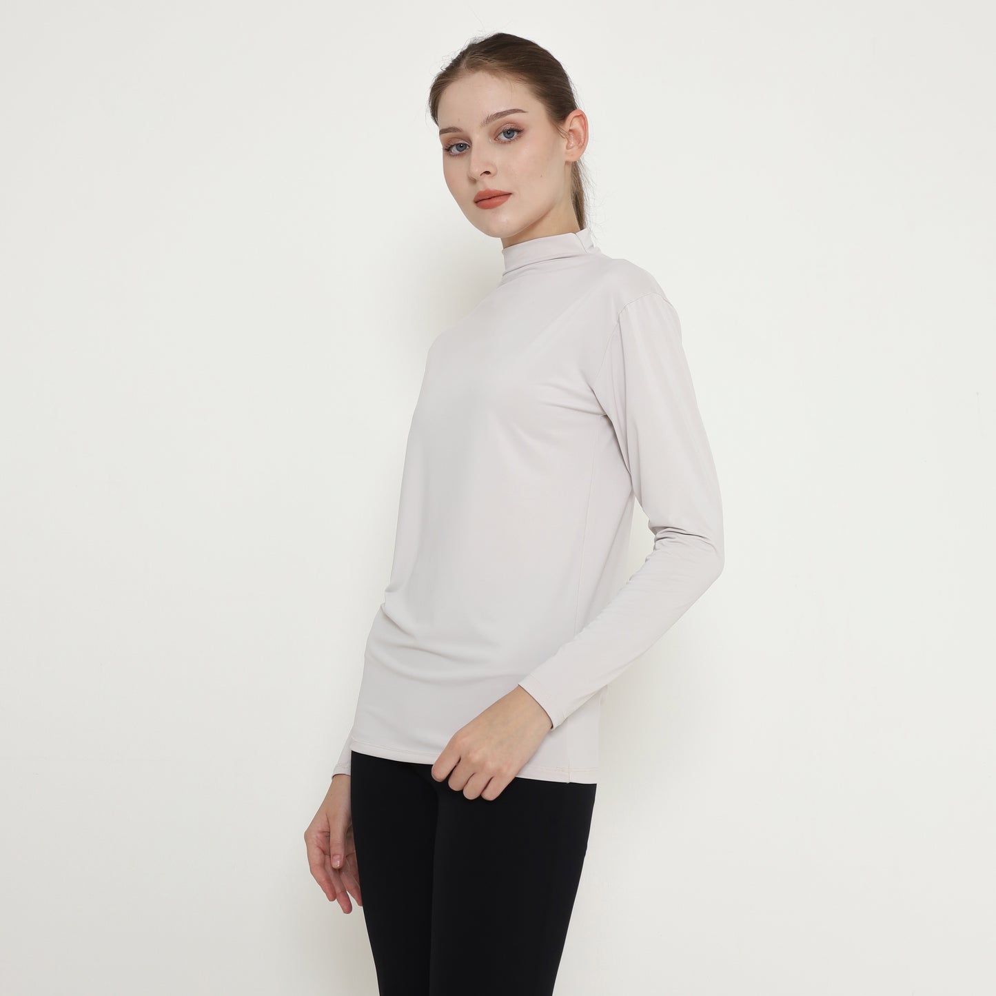 Chanté - Odessa Long Inner Blouse in Broken White