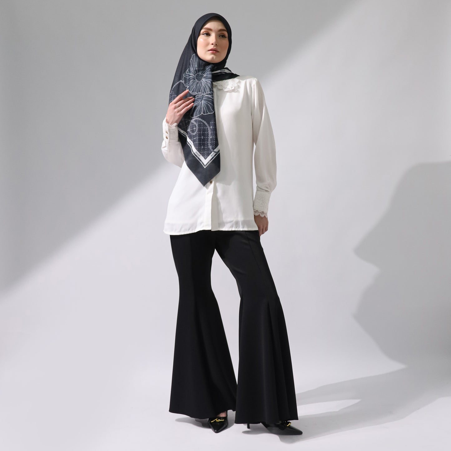 Claudenna Scarf - Black