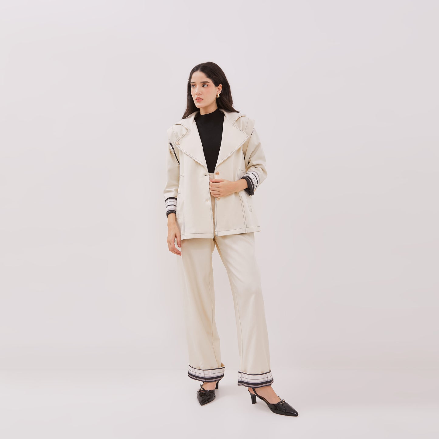 Chanté - Jovie Blazer in Ivory