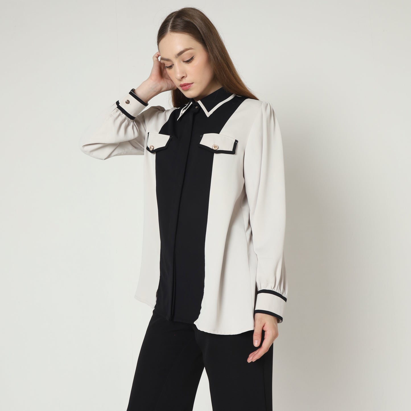 Chanté - Herina Shirt in Oat Black