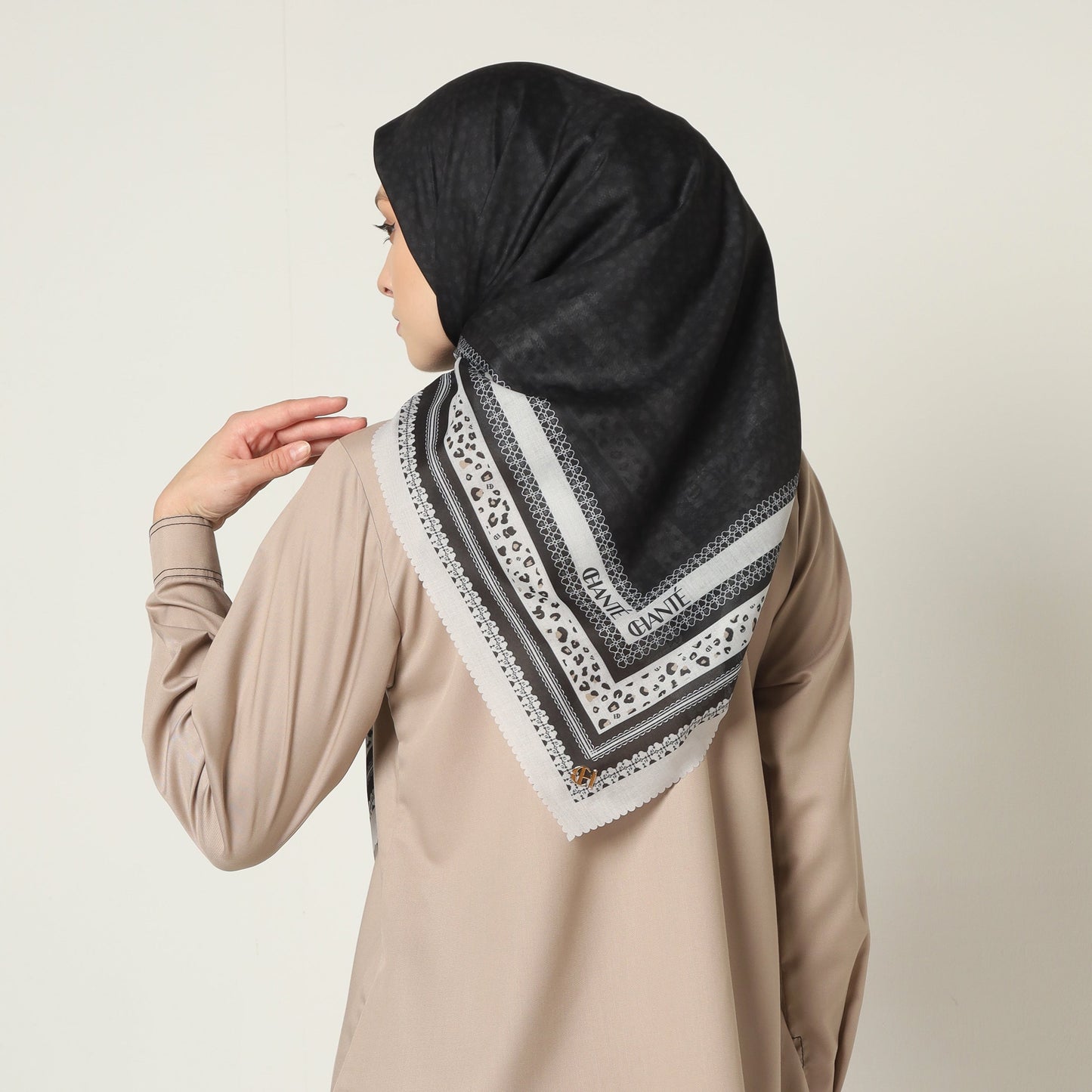 Chanté - Nalani Scarf