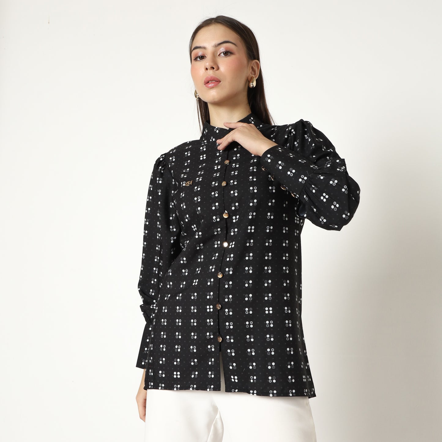 Chanté - Mila Shirt in Black