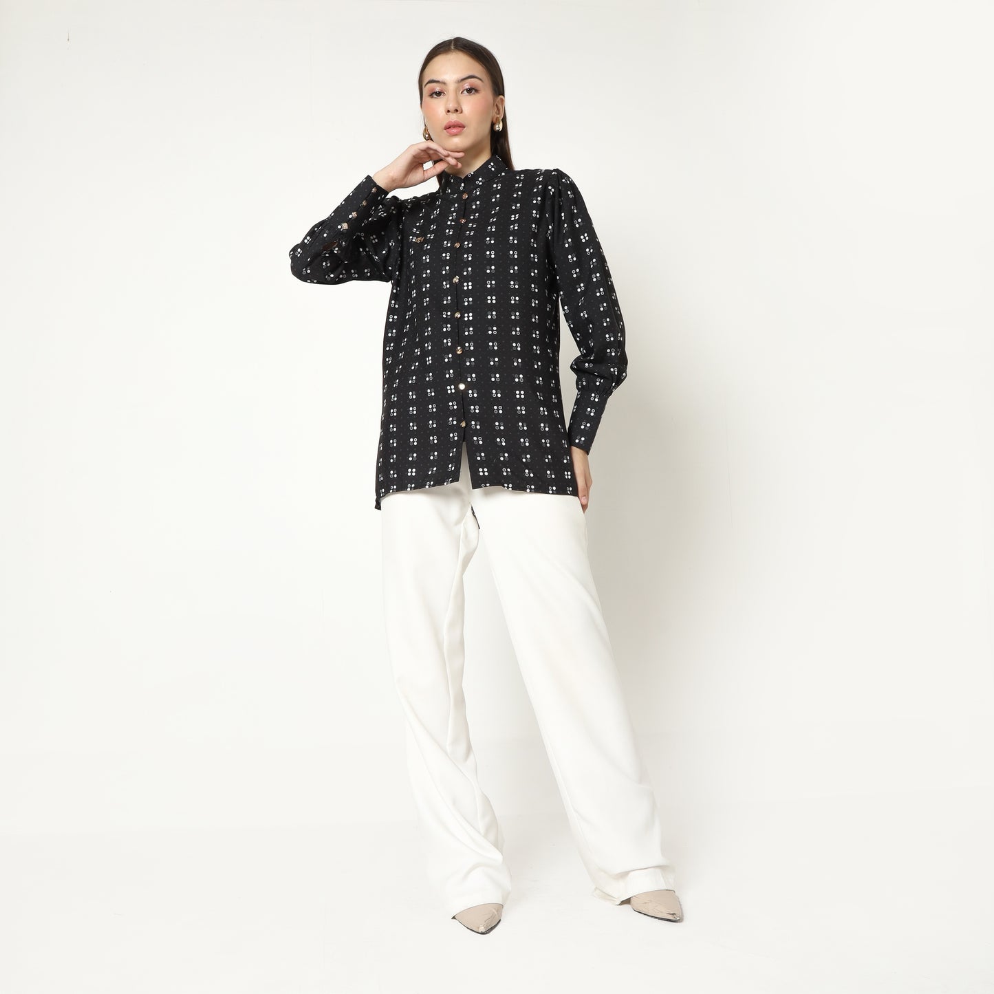 Chanté - Mila Shirt in Black