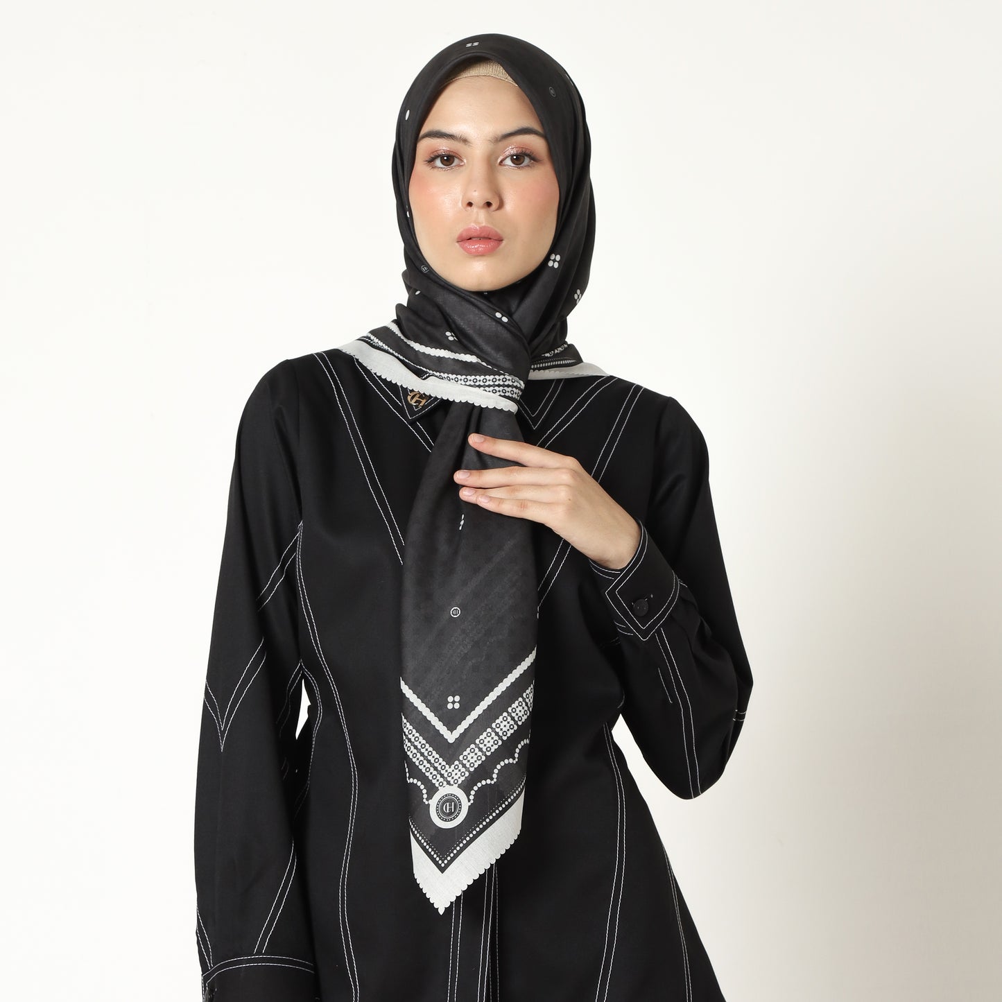 Chanté - Maia Scarf