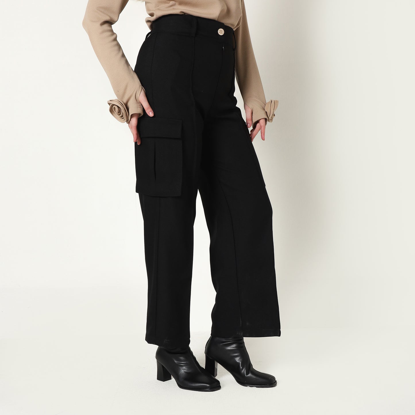 Chanté - Ozara Pants in Black