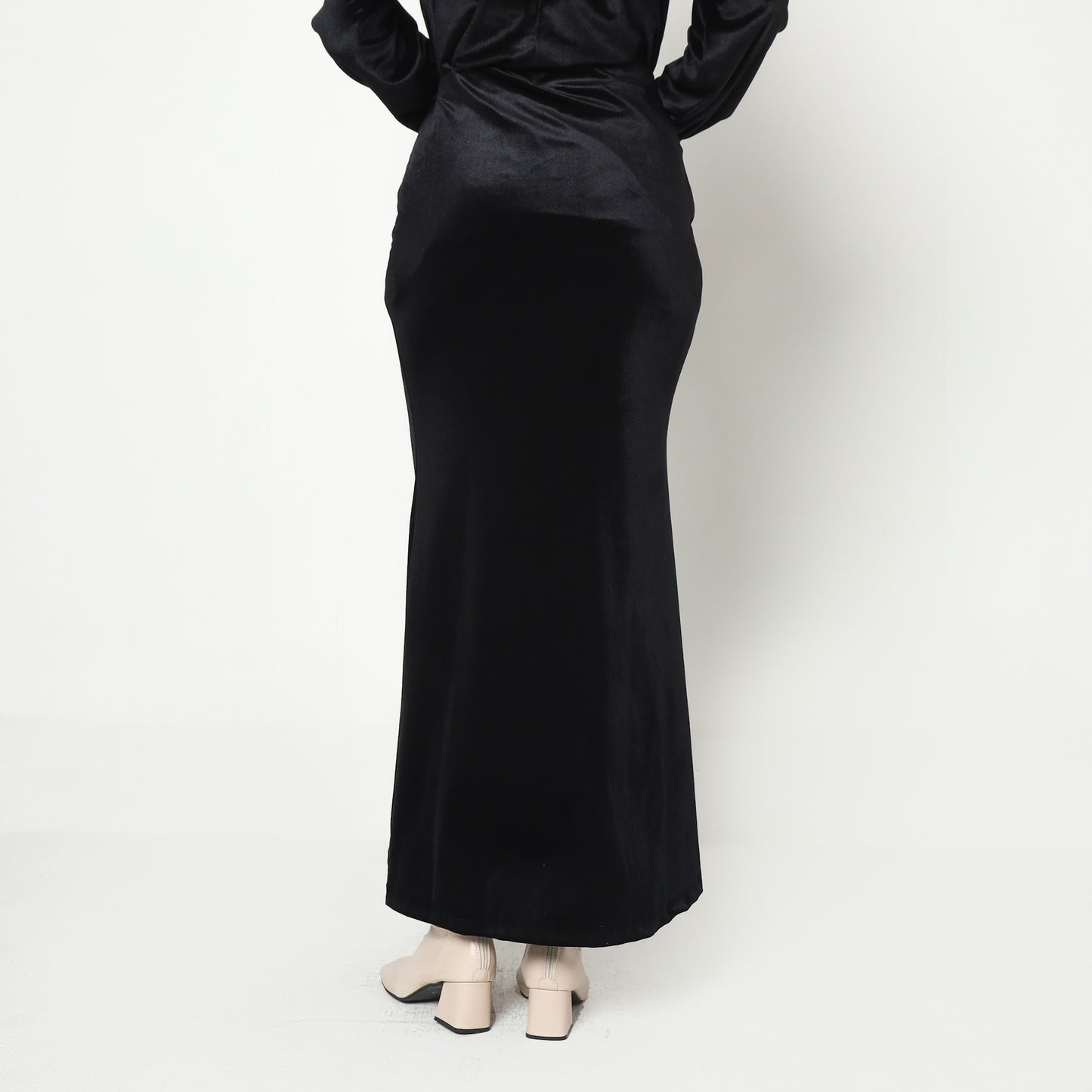 Chanté - Madeline Skirt in Black