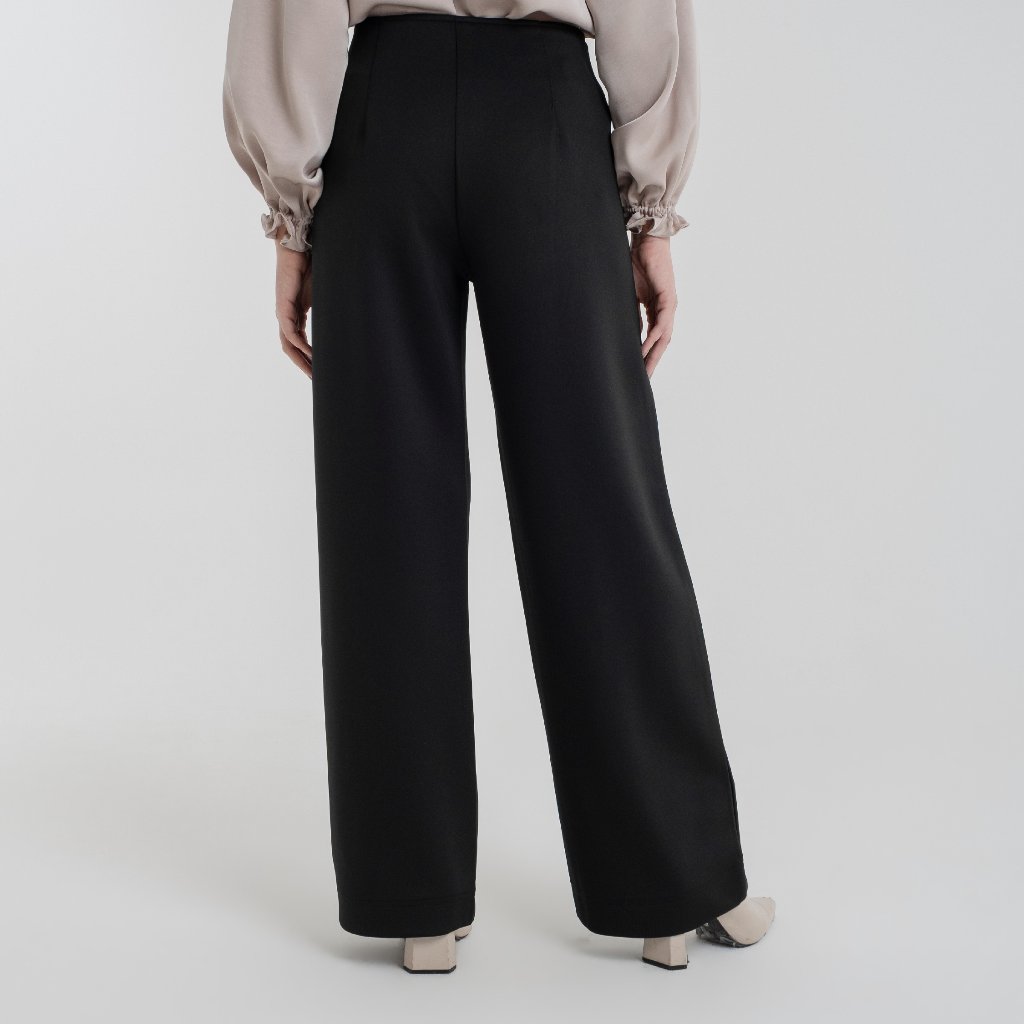 Chanté - Runa Pants in Black