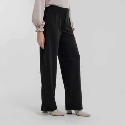 Chanté - Runa Pants in Black