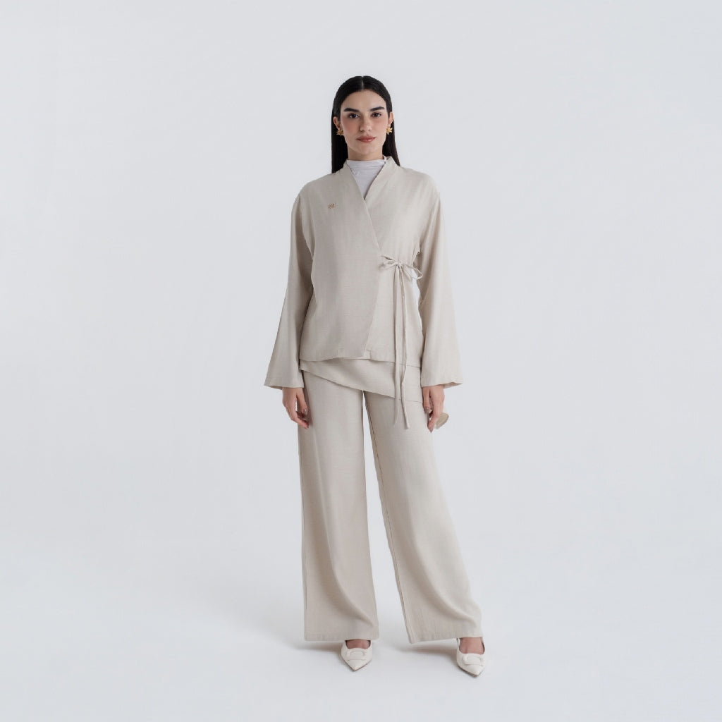 Chanté - Pauline Set in Beige (Set Collection)