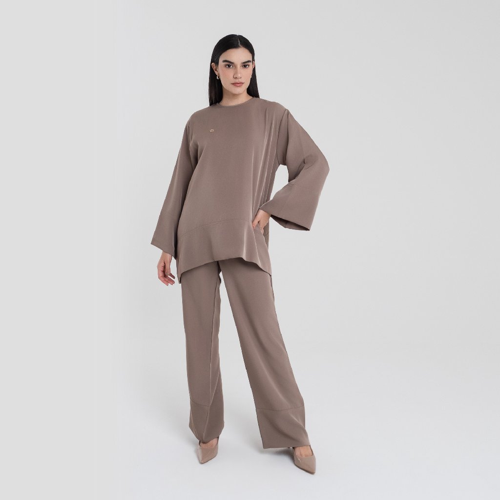 Chanté - Reluna Set in Taupe (Women Set)