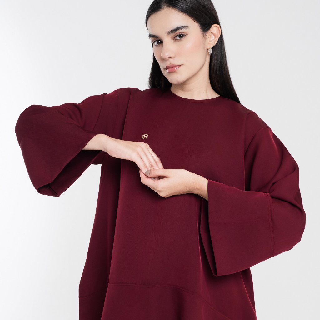 Chanté - Reluna Set in Burgundy
