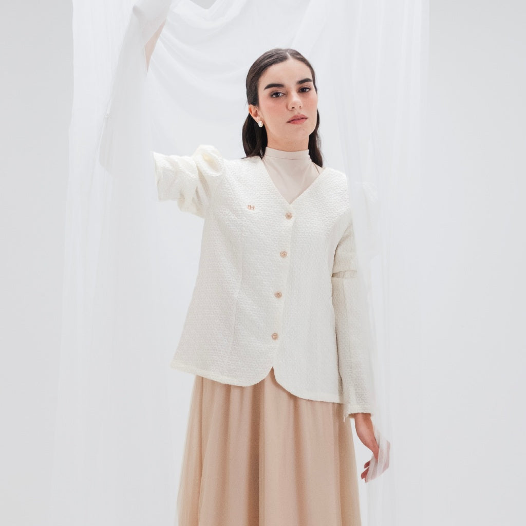 Chanté - Osita Outer in Broken White