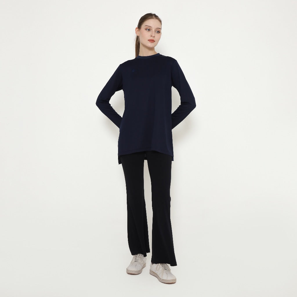 Chanté - Oriel Active Blouse in Navy