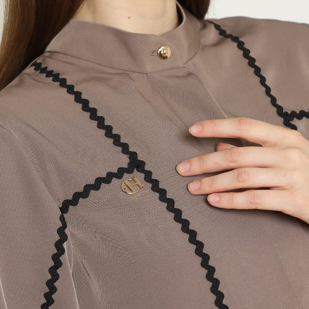 Chanté - Oriana Shirt in Taupe (Women Shirt)