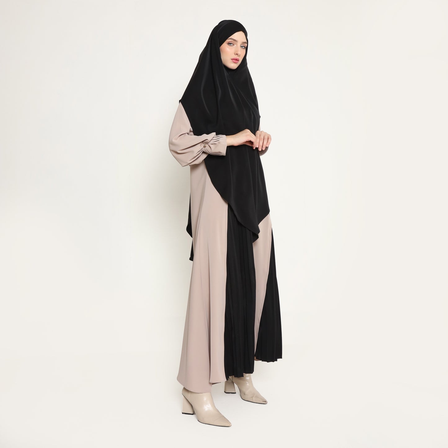 Chanté - Omaira Dress Set in Beige