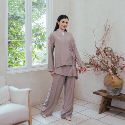 Chanté - Pauline Set in Hazelnut